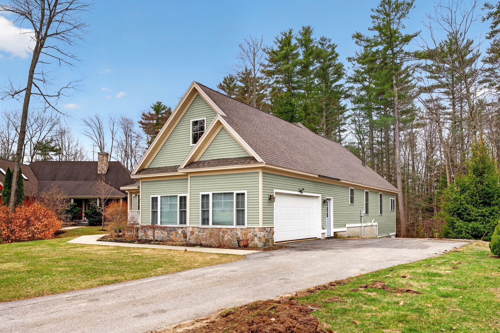 27 Town Common Gorham ME 04038