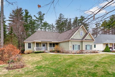 27 Town Common Gorham ME 04038