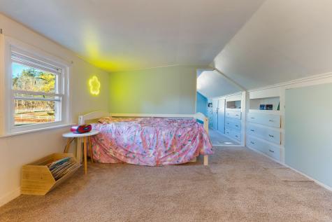 73 New Road Arundel ME 04046