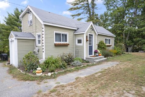 73 New Road Arundel ME 04046