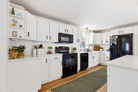 816 Riverside Drive Augusta ME 04330