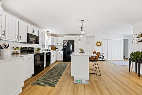 816 Riverside Drive Augusta ME 04330