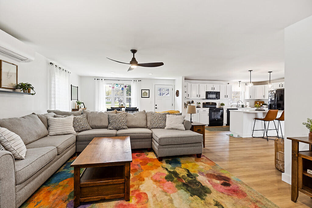 816 Riverside Drive Augusta ME 04330