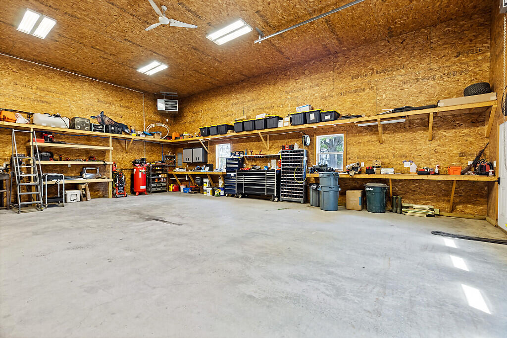 816 Riverside Drive Augusta ME 04330