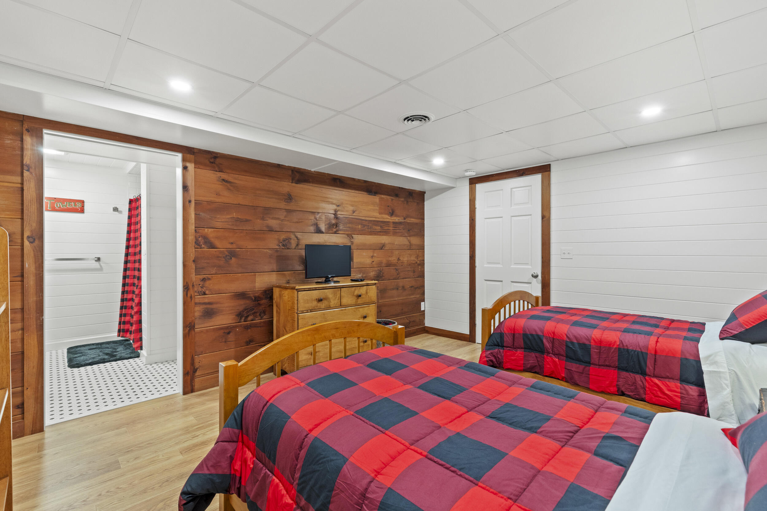 214 Gore Road Naples ME 04055