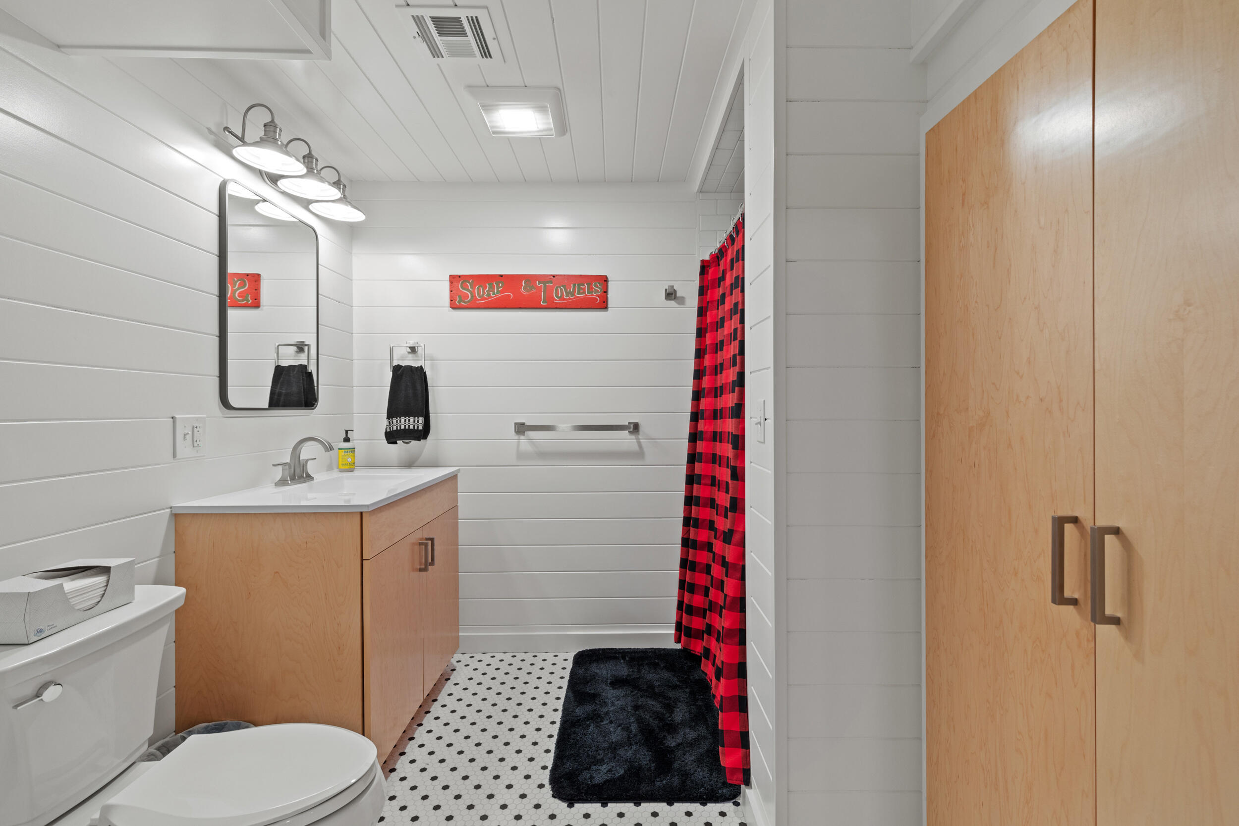 214 Gore Road Naples ME 04055