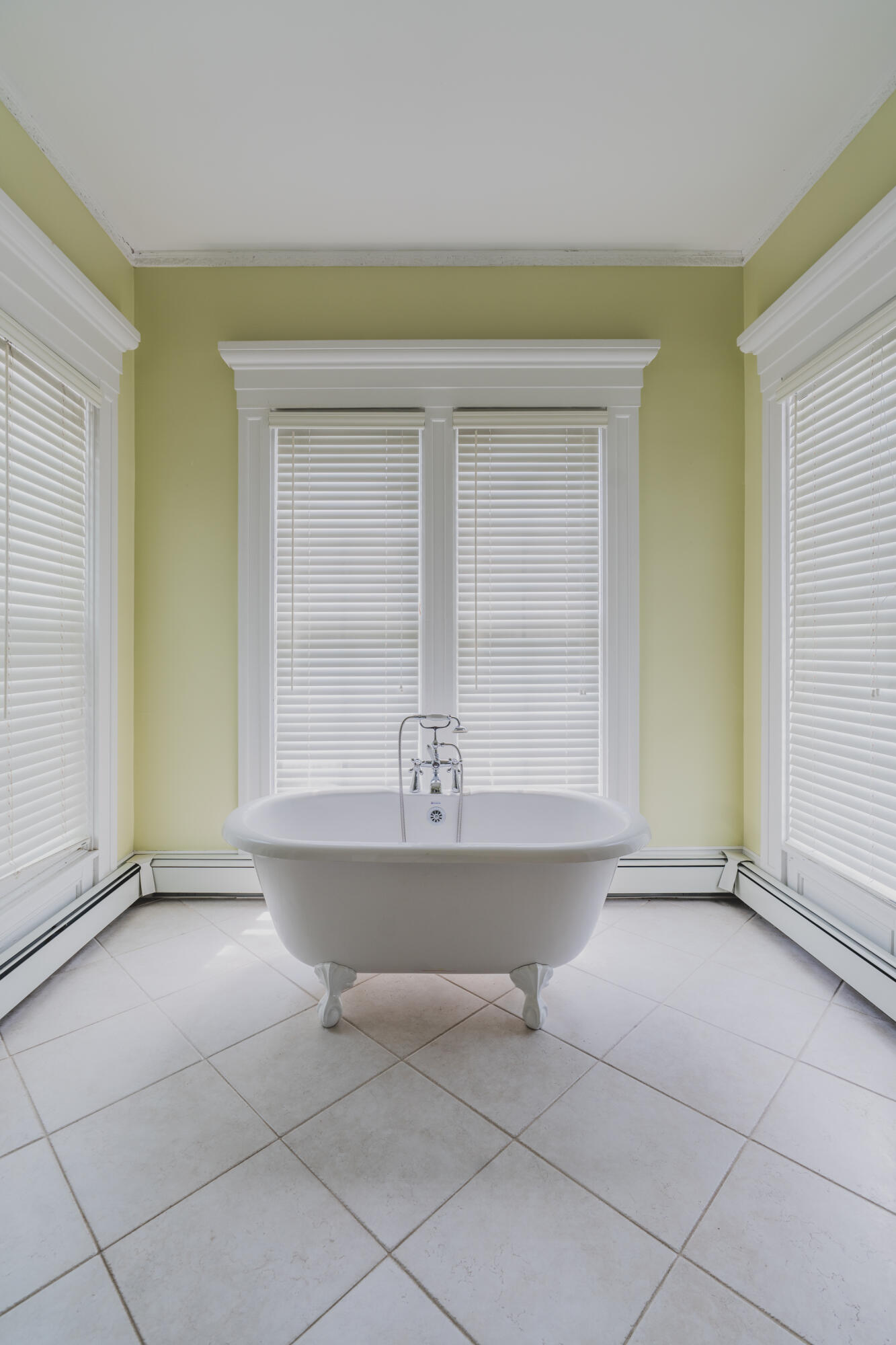 619 High Street Bath ME 04530