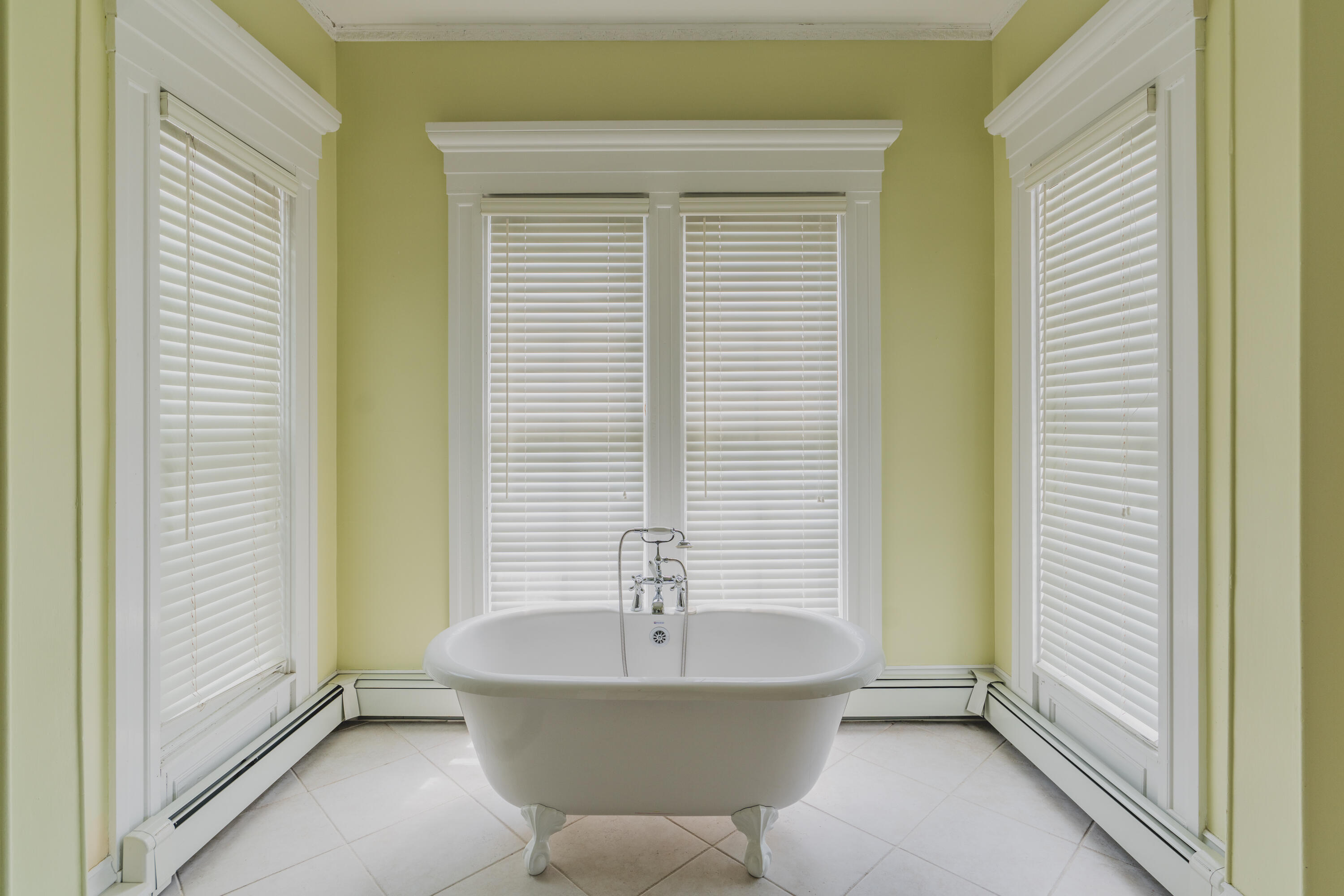 619 High Street Bath ME 04530