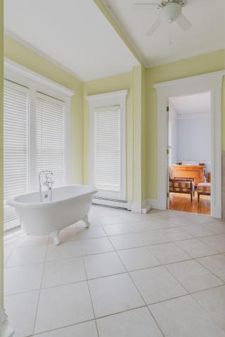 619 High Street Bath ME 04530