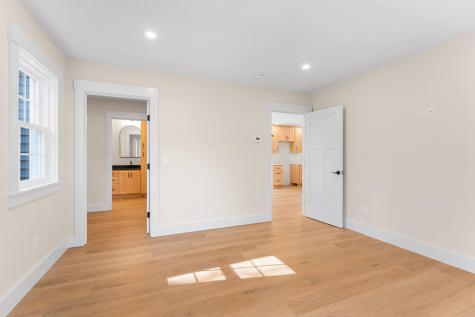 26 Peggy Lane Manchester ME 04351