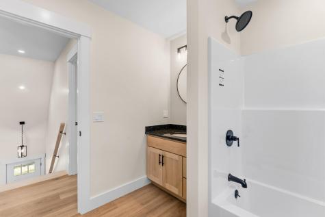 26 Peggy Lane Manchester ME 04351