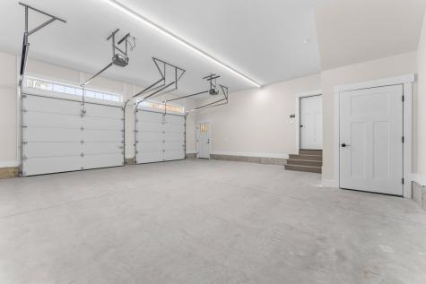 26 Peggy Lane Manchester ME 04351