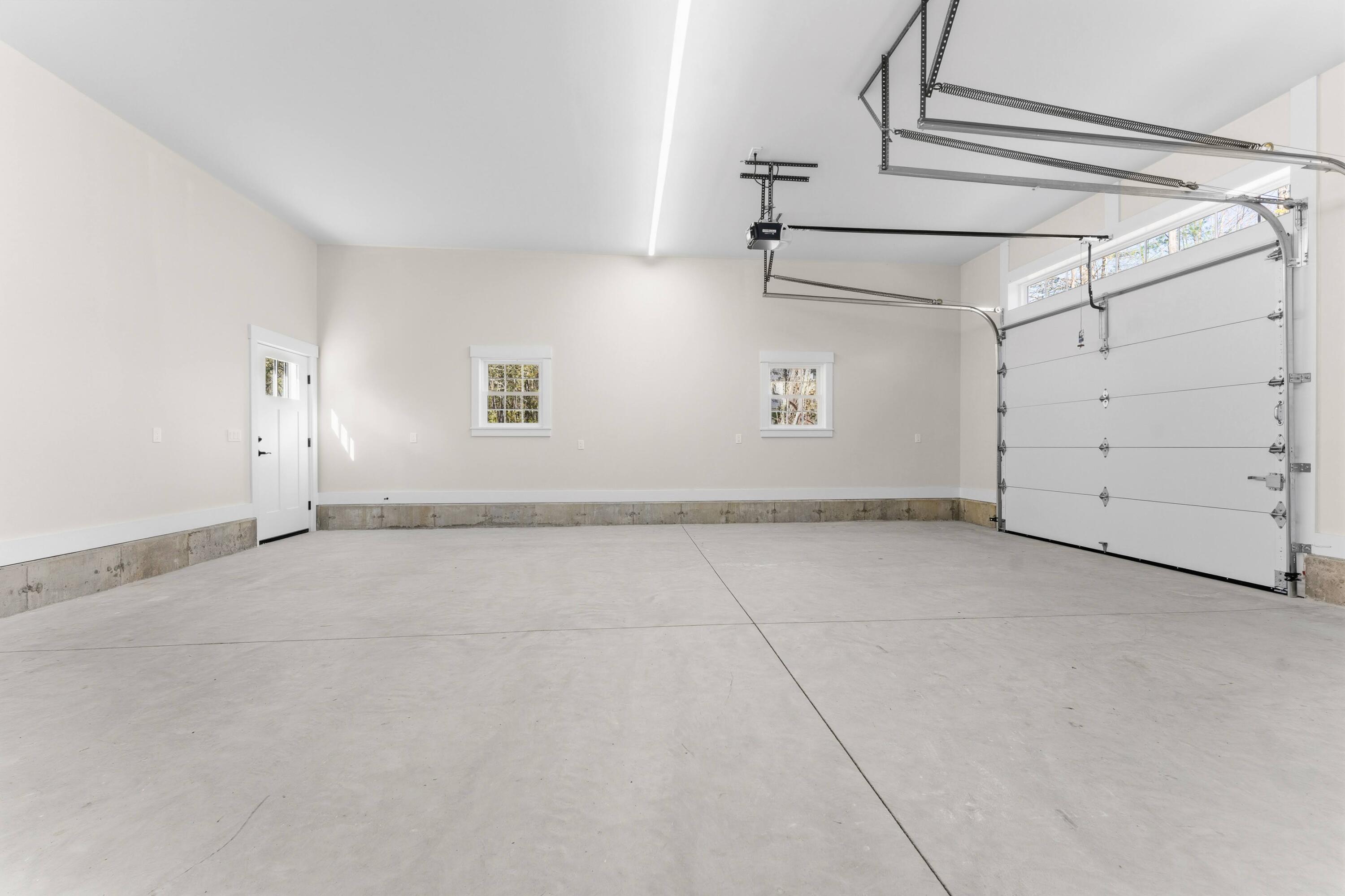 26 Peggy Lane Manchester ME 04351