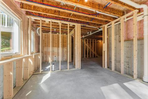 26 Peggy Lane Manchester ME 04351