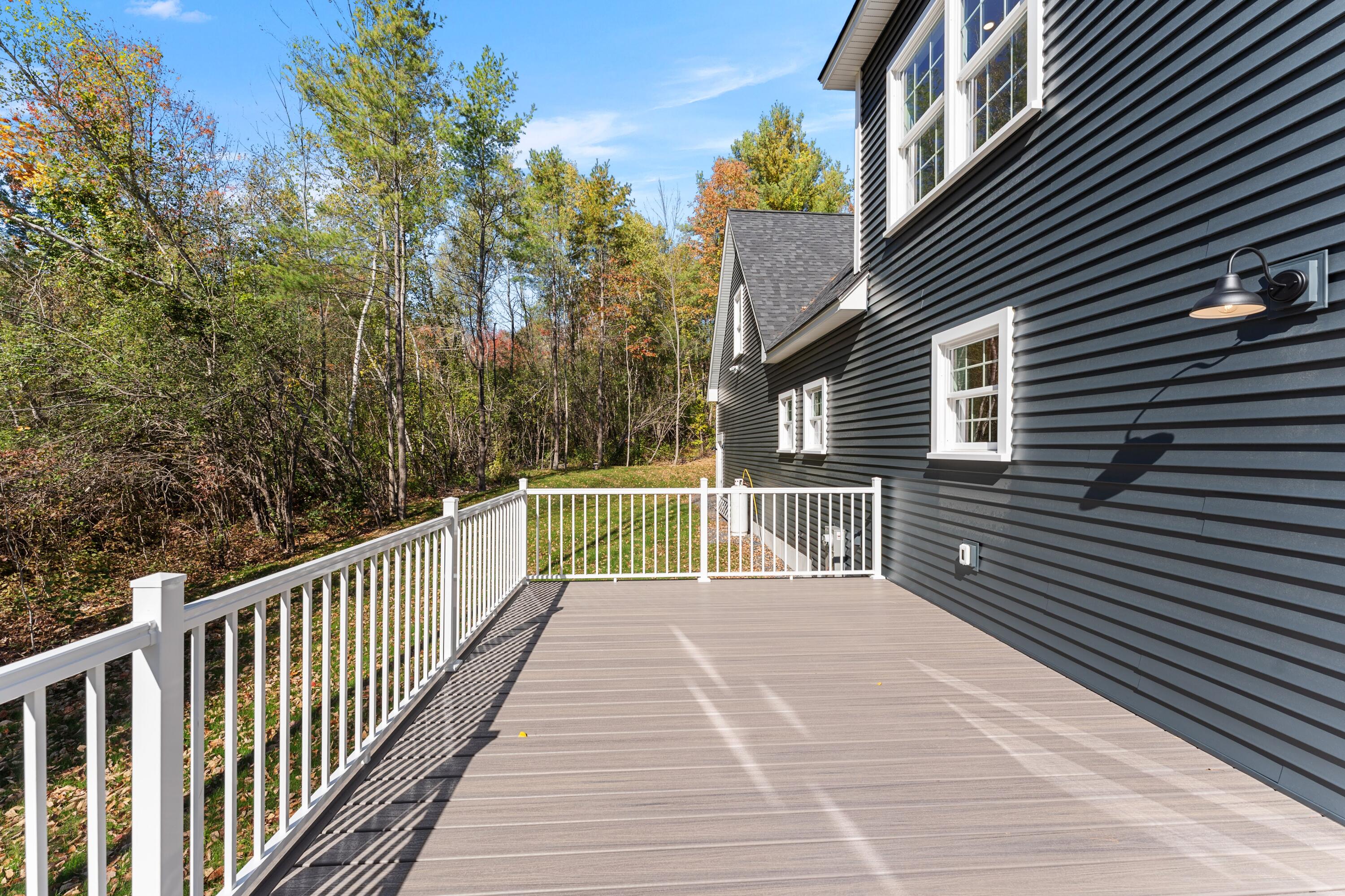 26 Peggy Lane Manchester ME 04351