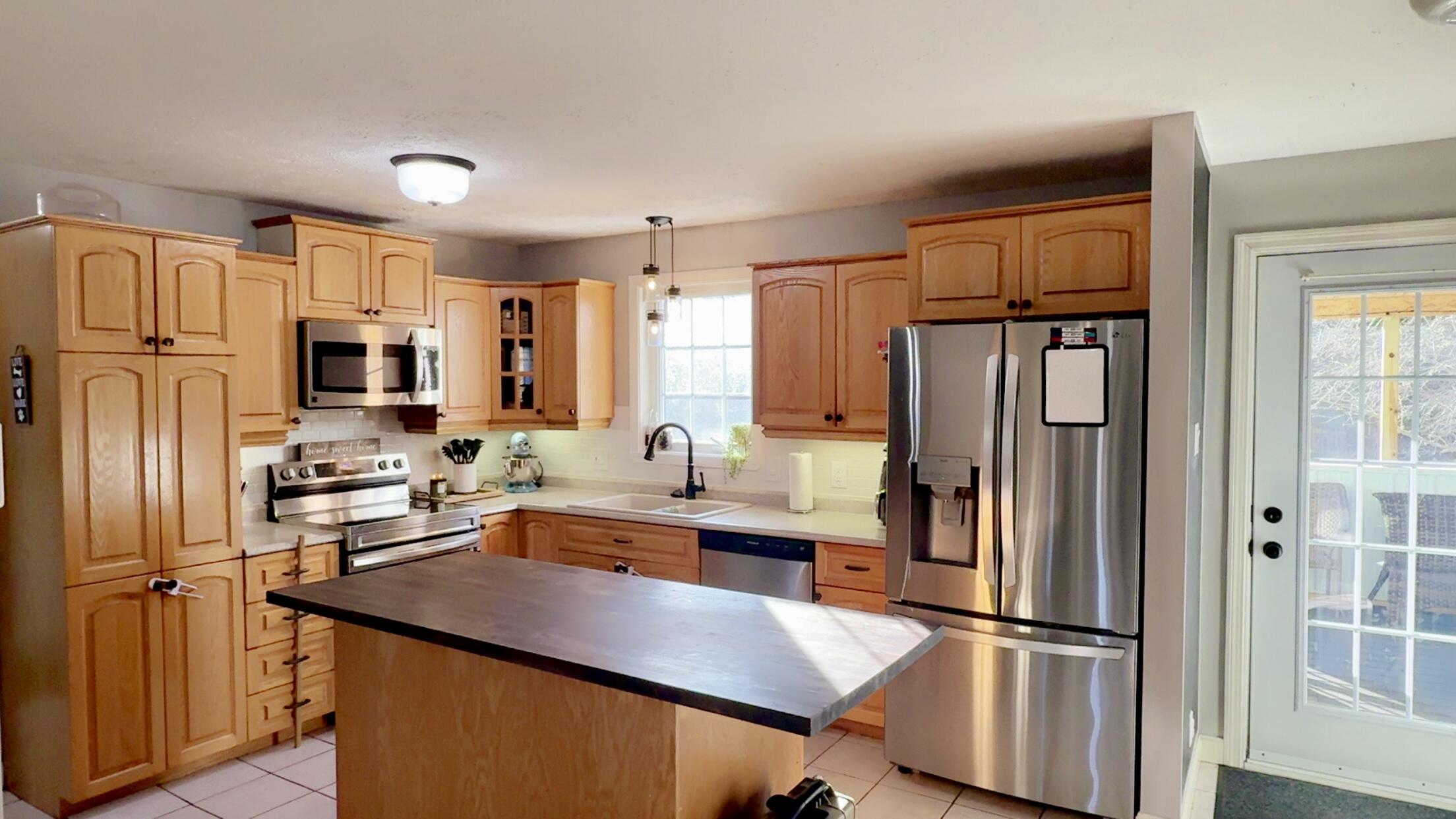 388 Creasey Ridge Road Mapleton ME 04757