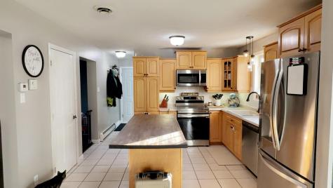 388 Creasey Ridge Road Mapleton ME 04757