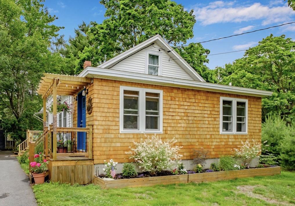 256 Middle Road Falmouth ME 04105