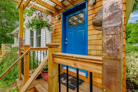 256 Middle Road Falmouth ME 04105