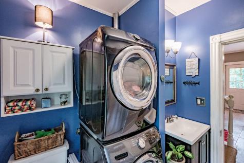 256 Middle Road Falmouth ME 04105