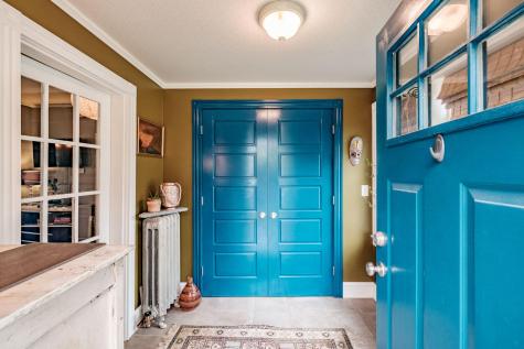 256 Middle Road Falmouth ME 04105