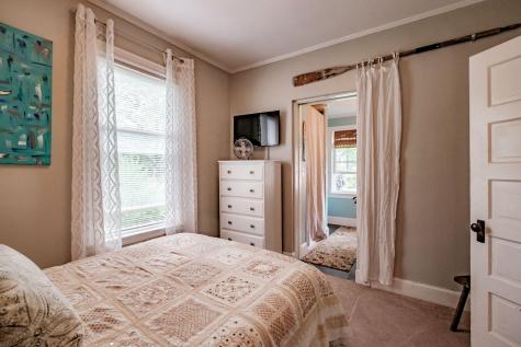 256 Middle Road Falmouth ME 04105