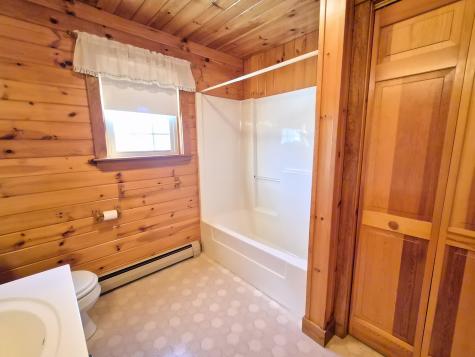 252 Maple Avenue Farmington ME 04938