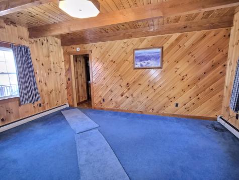 252 Maple Avenue Farmington ME 04938