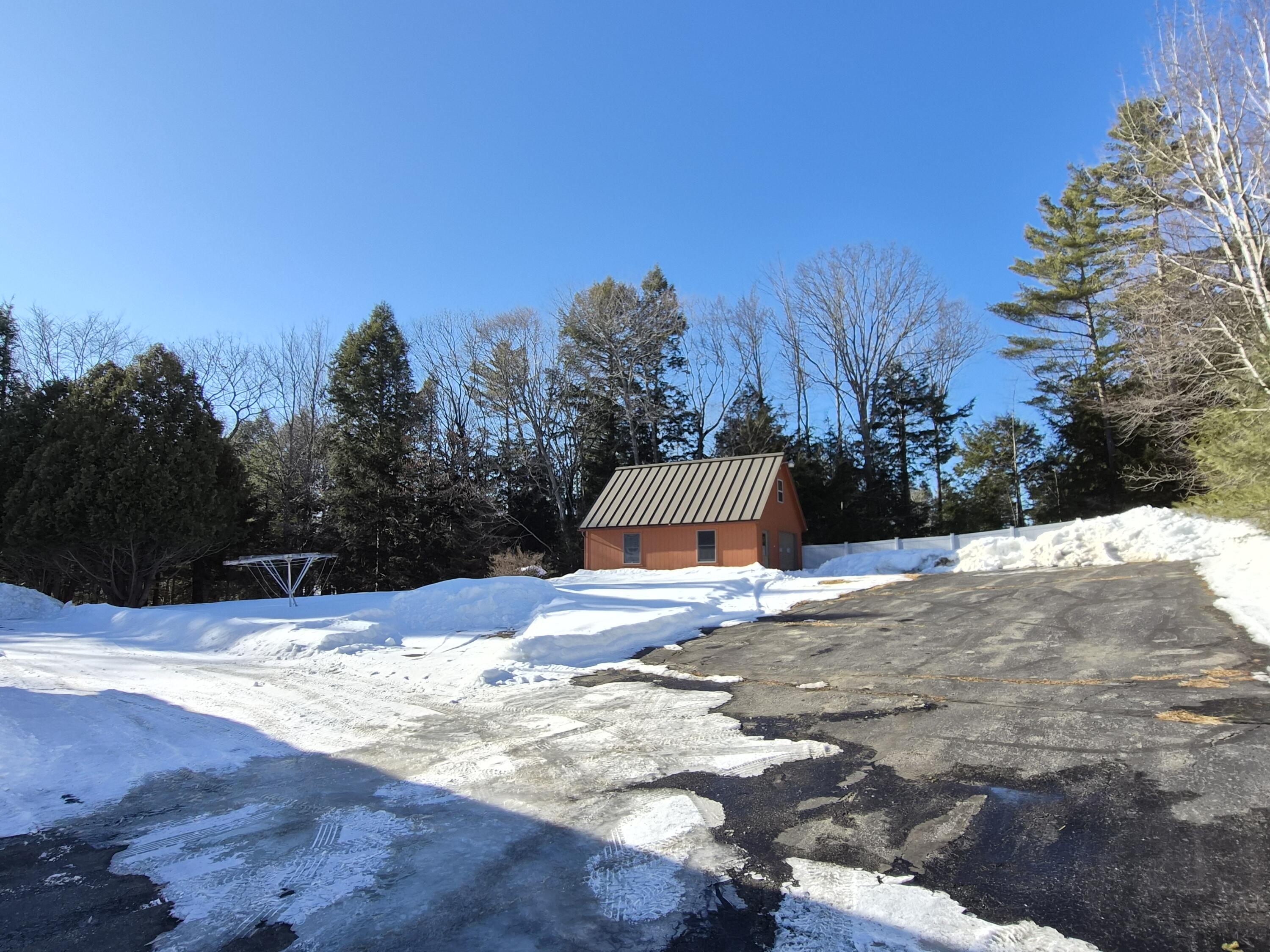 252 Maple Avenue Farmington ME 04938