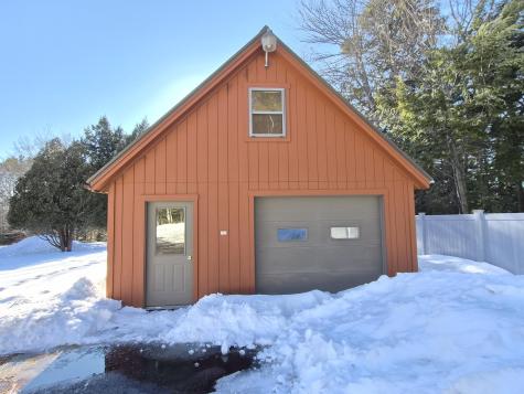 252 Maple Avenue Farmington ME 04938