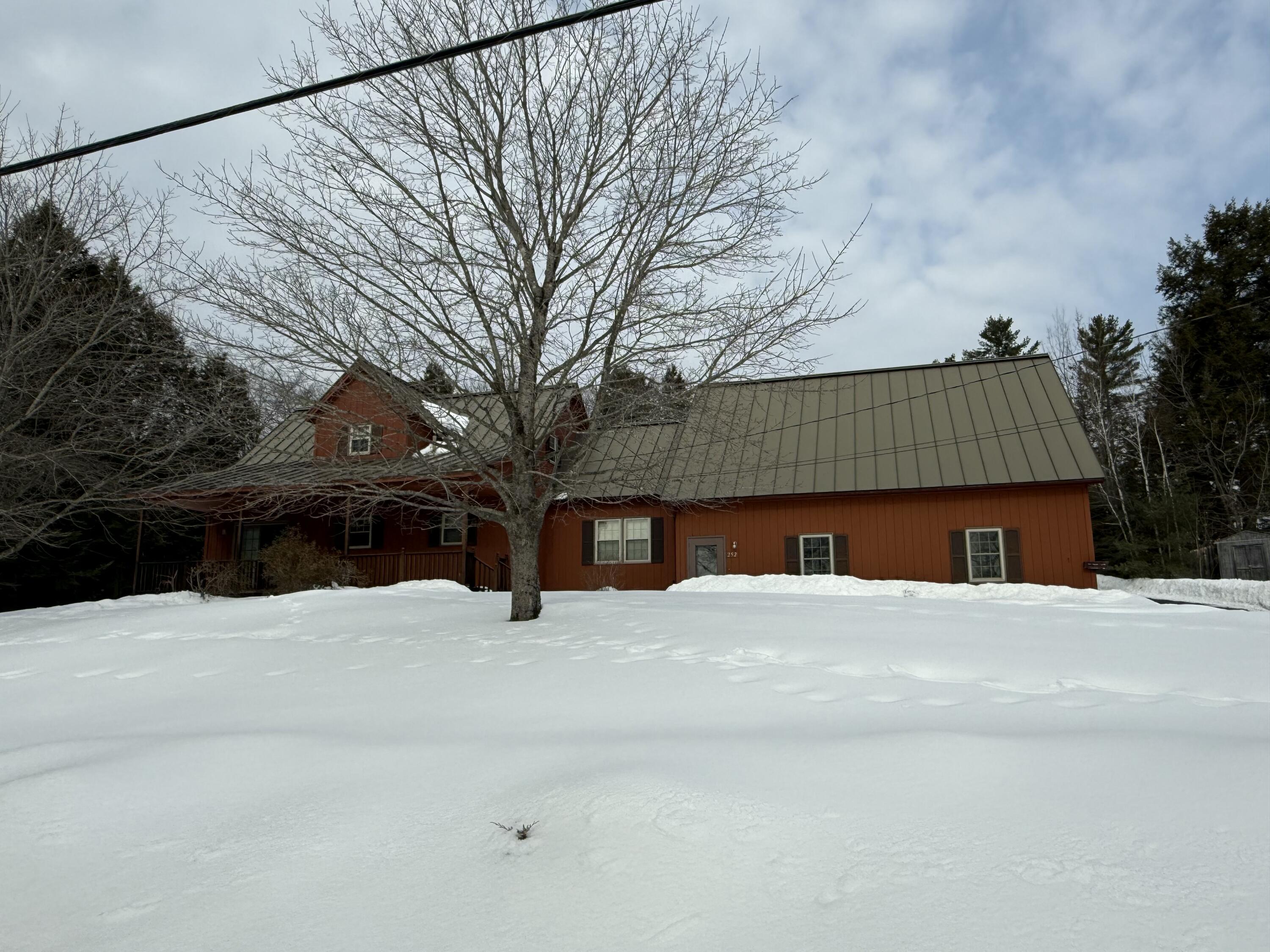 252 Maple Avenue Farmington ME 04938