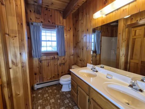 252 Maple Avenue Farmington ME 04938