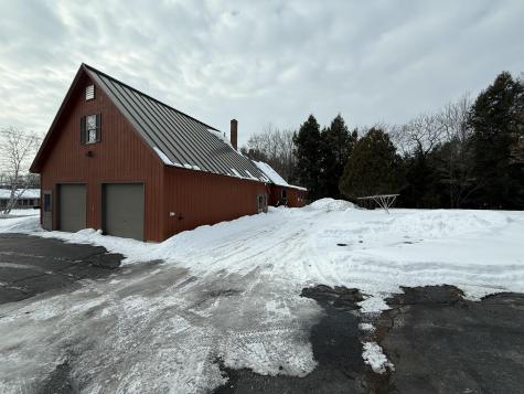 252 Maple Avenue Farmington ME 04938