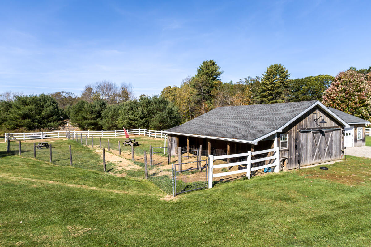 890 Elmwood Road Pownal ME 04069