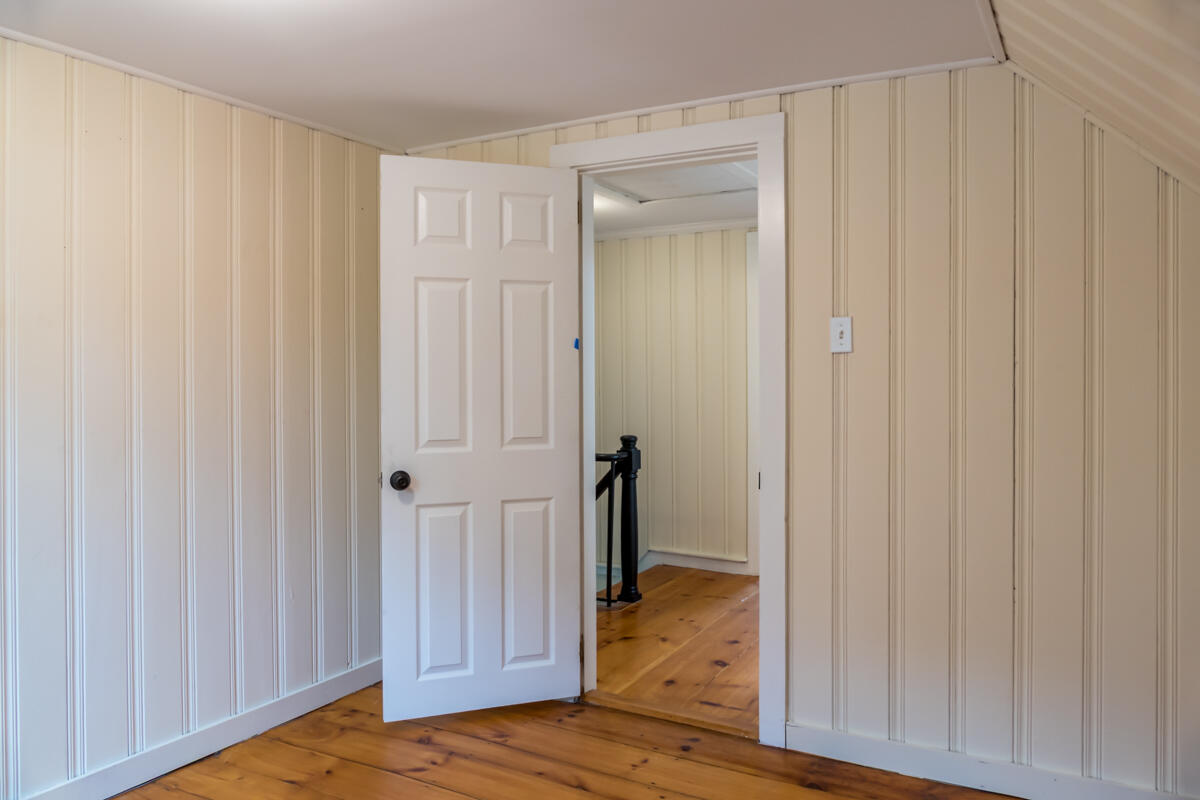 890 Elmwood Road Pownal ME 04069