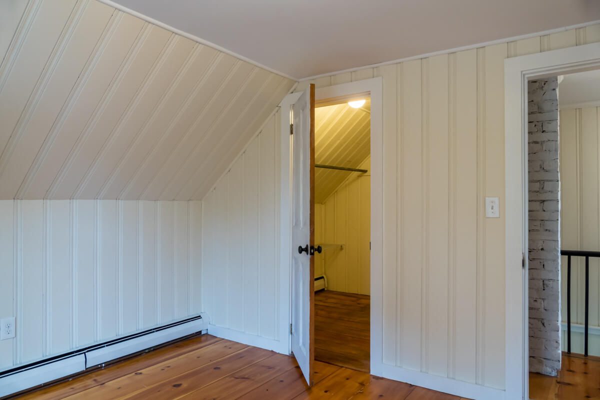 890 Elmwood Road Pownal ME 04069