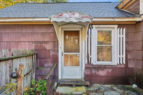 219 Post Road Bowdoin ME 04287