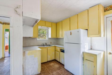 219 Post Road Bowdoin ME 04287