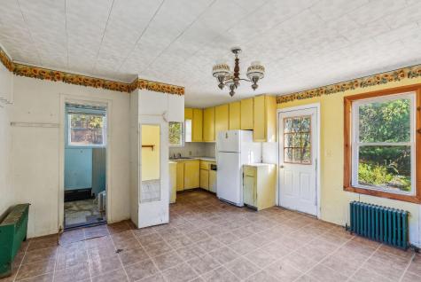 219 Post Road Bowdoin ME 04287