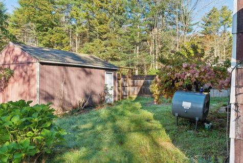 219 Post Road Bowdoin ME 04287