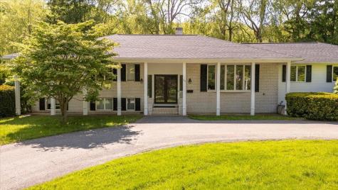 40 Shaw Avenue Rockland ME 04841