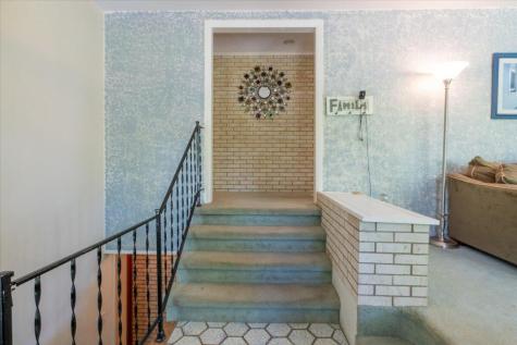 40 Shaw Avenue Rockland ME 04841