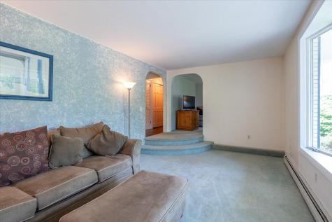 40 Shaw Avenue Rockland ME 04841