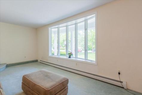 40 Shaw Avenue Rockland ME 04841