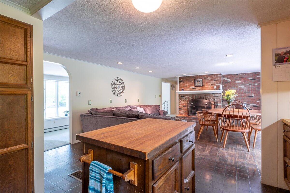 40 Shaw Avenue Rockland ME 04841