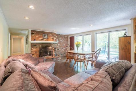 40 Shaw Avenue Rockland ME 04841