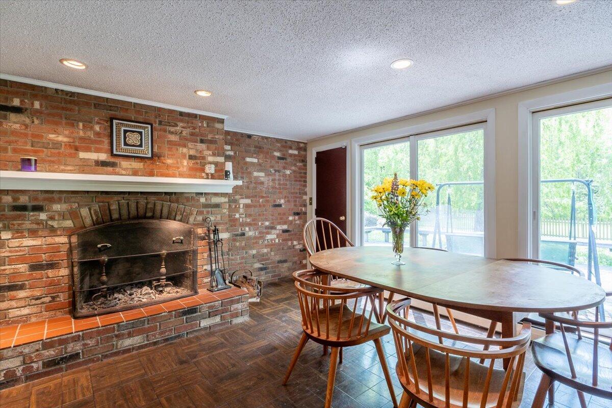 40 Shaw Avenue Rockland ME 04841