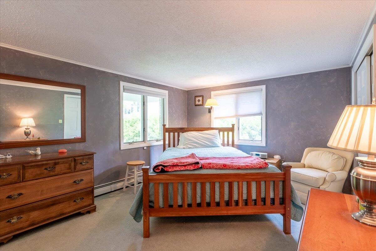 40 Shaw Avenue Rockland ME 04841