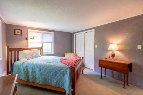 40 Shaw Avenue Rockland ME 04841