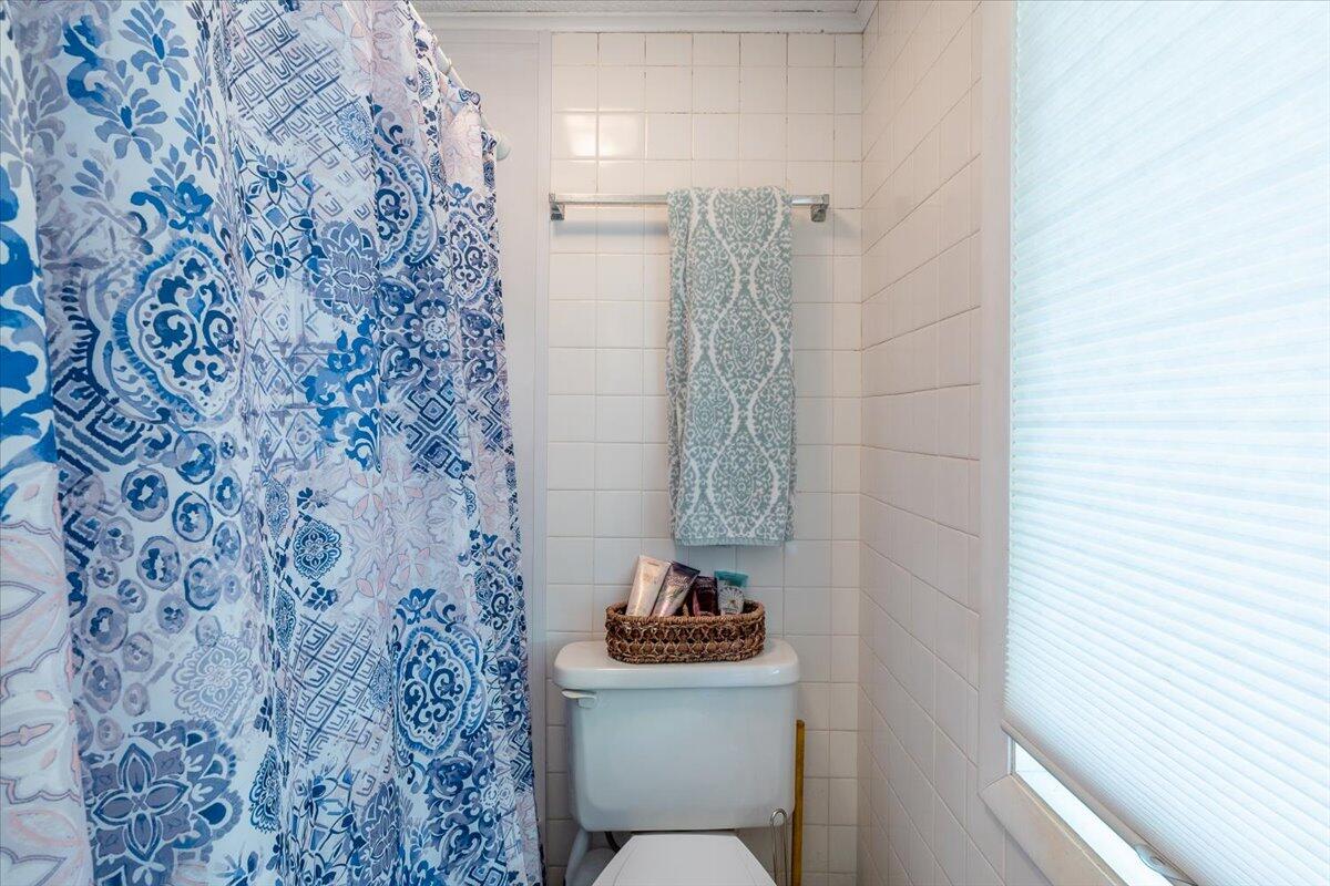 40 Shaw Avenue Rockland ME 04841